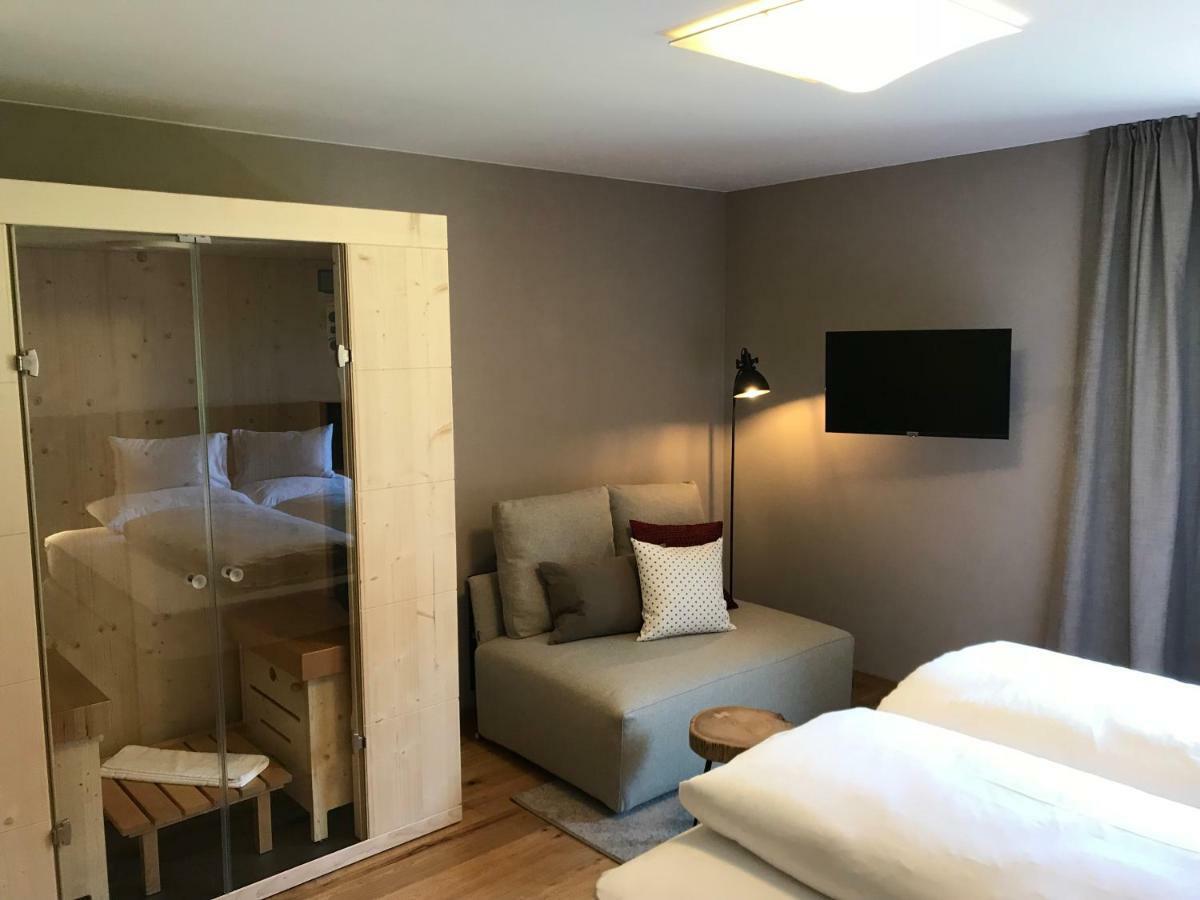 Klein Fein Hotel Zum Graf Planca di Sopra Esterno foto