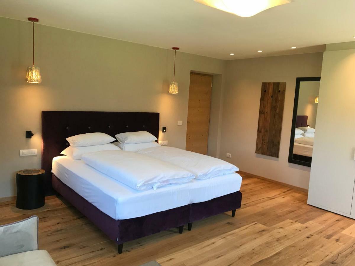 Klein Fein Hotel Zum Graf Planca di Sopra Esterno foto