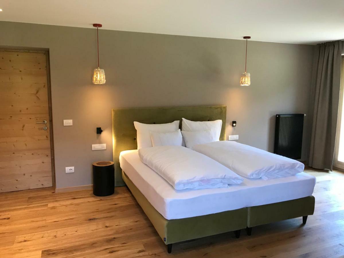 Klein Fein Hotel Zum Graf Planca di Sopra Esterno foto